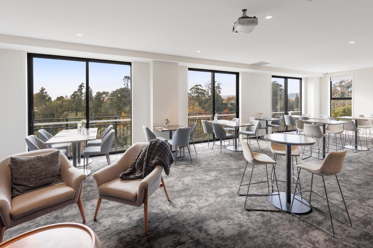 Hidden Lake Hotel & Apartments Cambridge Esterno foto